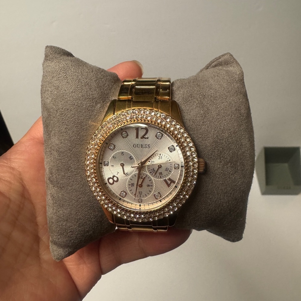 Elegant Gold Women's Watch